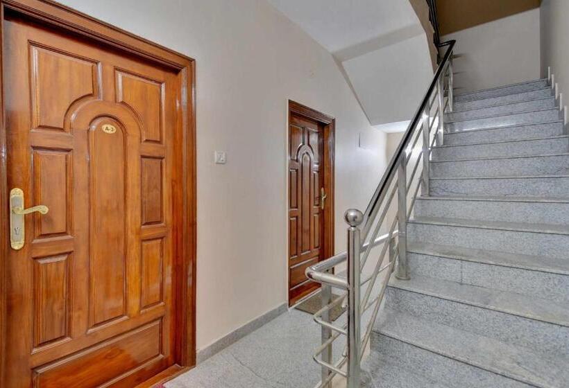 Hotel Collectipn O Pradee Queen Resort