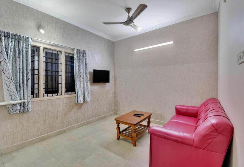 Hotel Collectipn O Pradee Queen Resort