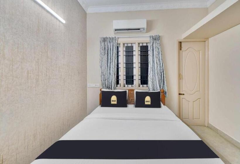 Hotel Collectipn O Pradee Queen Resort