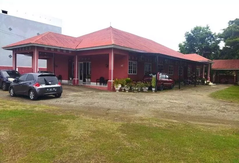 Hotelli Oyo 92775 Wisma Phinisi Syariah