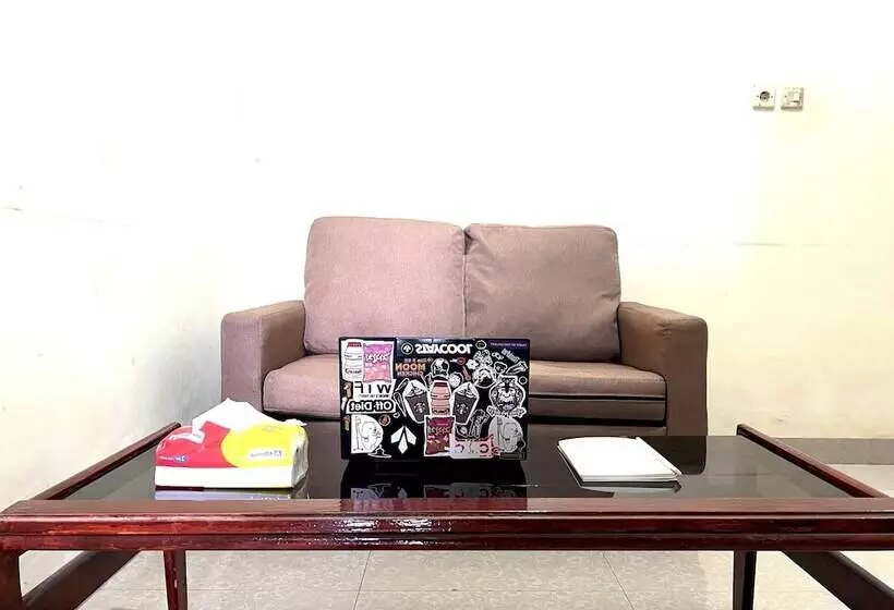 Hotelli Oyo 92783 Wisma Bunda Syariah