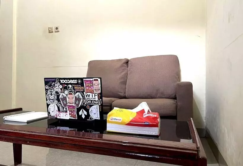 Hotelli Oyo 92783 Wisma Bunda Syariah