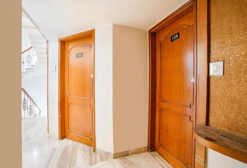 Fabhotel Rest & Peace