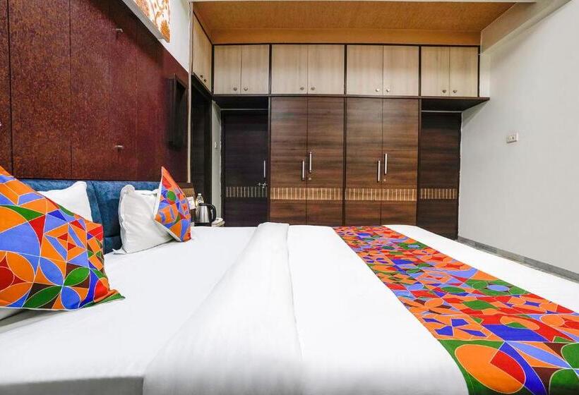 Fabhotel Rest & Peace