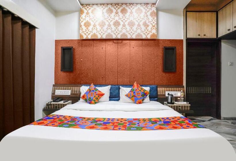 Fabhotel Rest & Peace