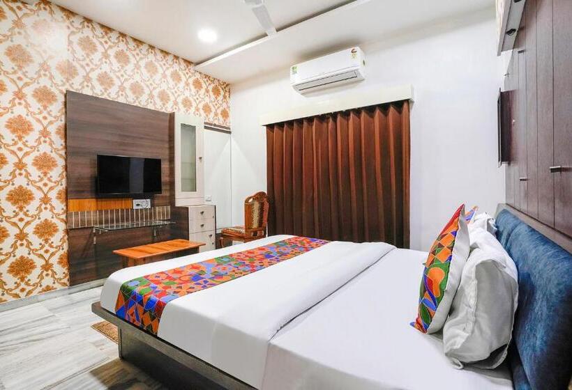 Fabhotel Rest & Peace