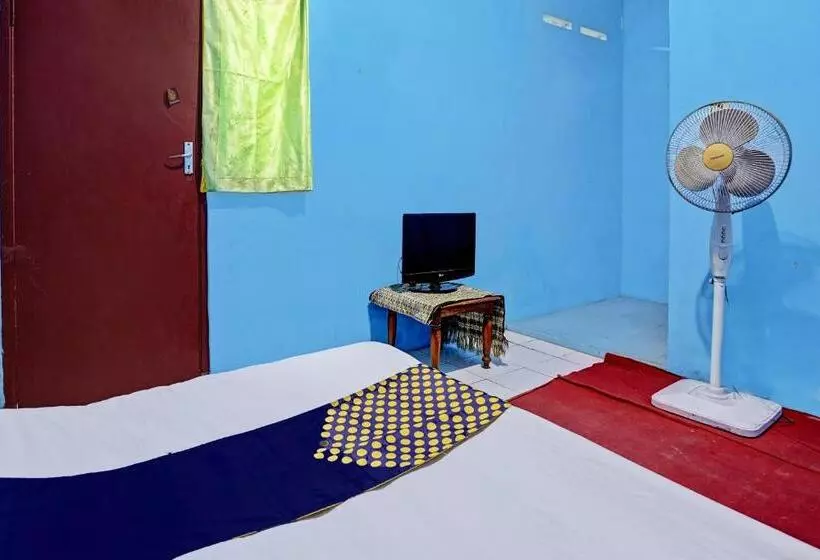 Hotelli Spot On 92727 Lestari Syariah