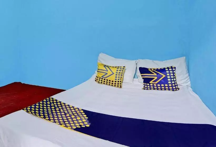 Hotelli Spot On 92727 Lestari Syariah