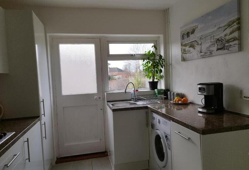 هتل کپسول Pace Home