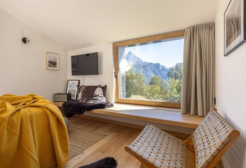 בית מלון כפרי Hunum