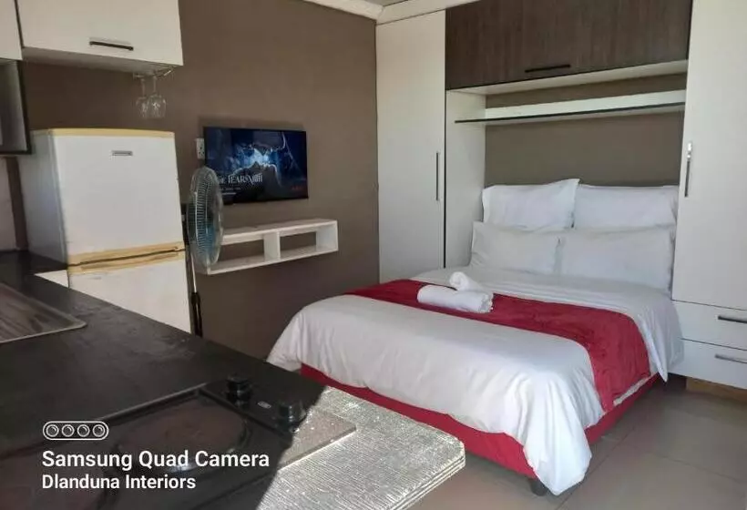 Majatalo Dlanduna Guest House