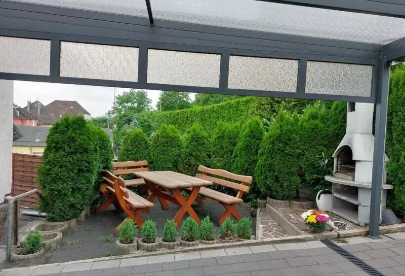 ペンション Gästezimmer Gasthof Becker