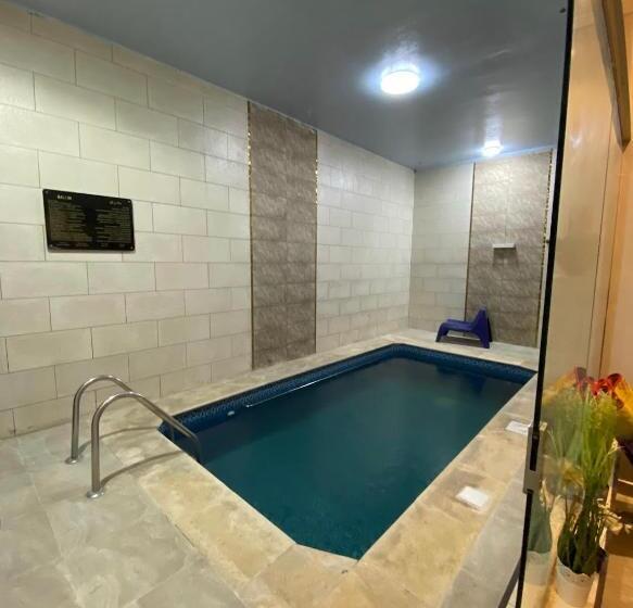 استراحتگاه شاليهات بالي