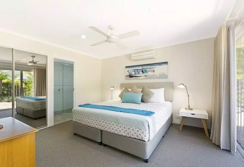 44 Cooran Court