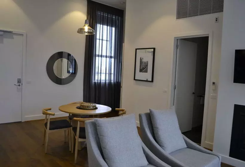 Devlin Apartments