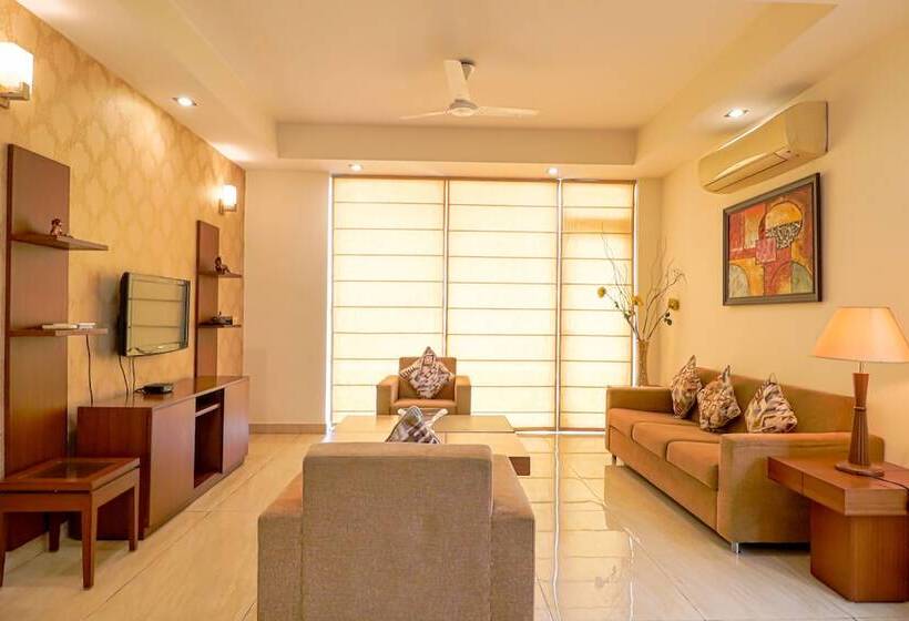 Hotel Ahuja Residency Noida