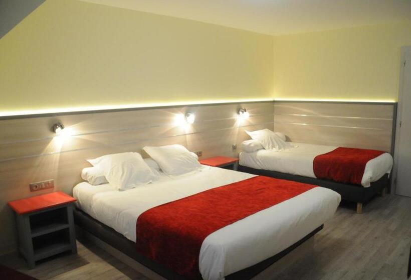 هتل Au Parc Des Cigognes