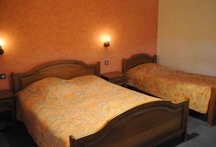 هتل Au Parc Des Cigognes