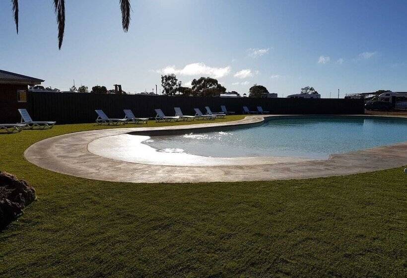 فندق Big4 Stuart Range Outback Resort