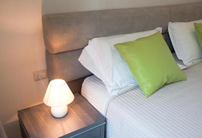 هتل Brilliant Camere