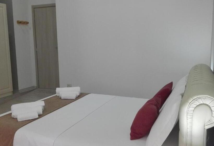 هتل Brilliant Camere