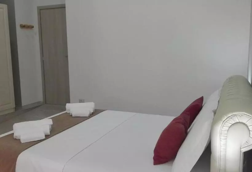 هتل Brilliant Camere