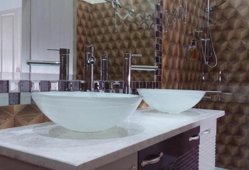 هتل Brilliant Camere