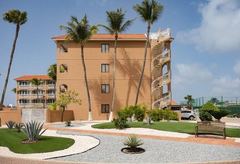 هتل Casa Del Mar Beach Resort