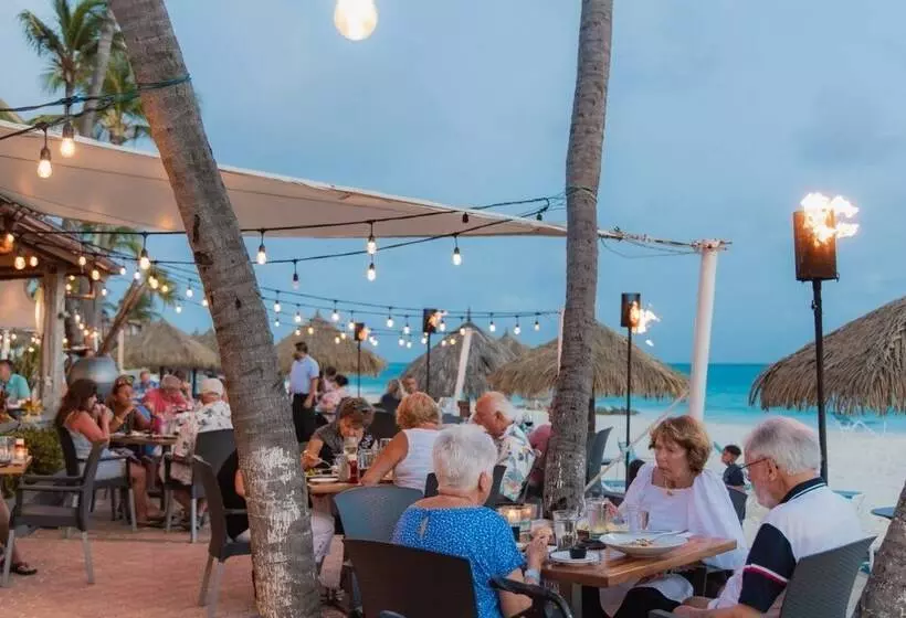 هتل Casa Del Mar Beach Resort