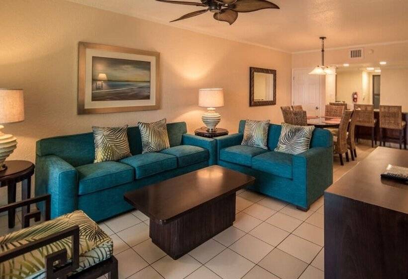 هتل Casa Del Mar Beach Resort