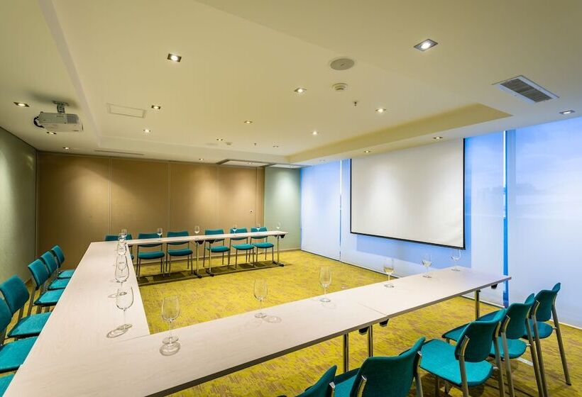 בית מלון כפרי El Dorado Bogota