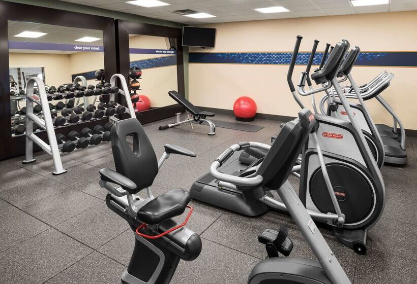 فندق Hampton Inn Lincoln Airport