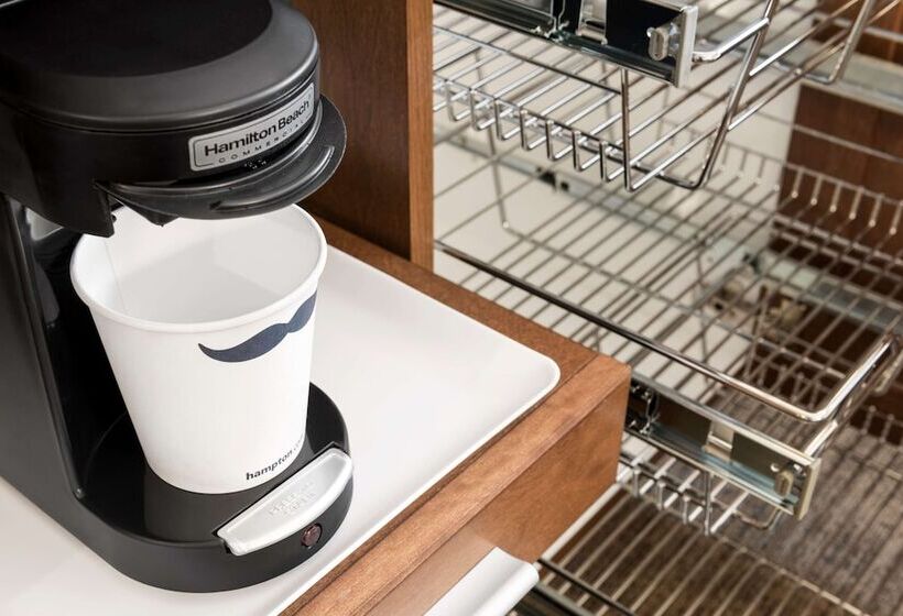 فندق Hampton Inn Lincoln Airport