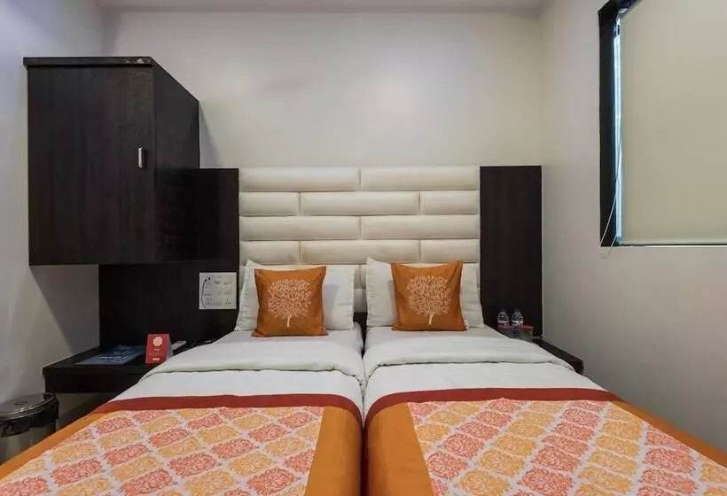Hotel Adnoc Inn