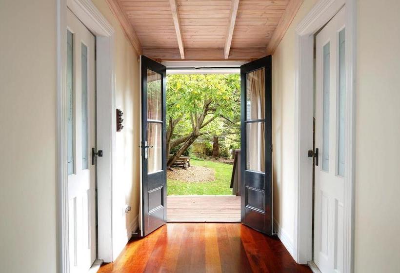 호텔 Hills Havens Cottages