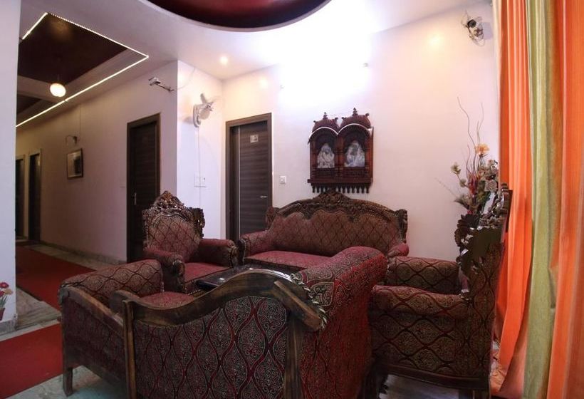 Hotel Oyo Rooms Near Railway Station 2