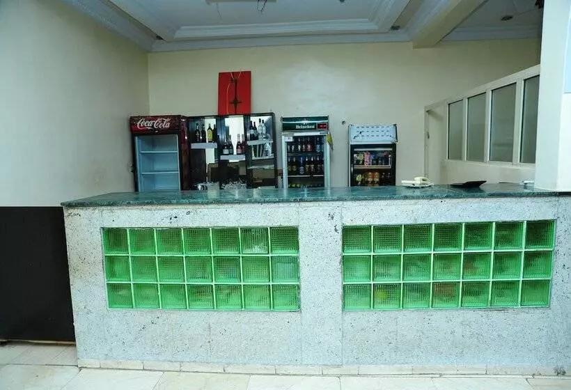 Richton Hotel And Suites