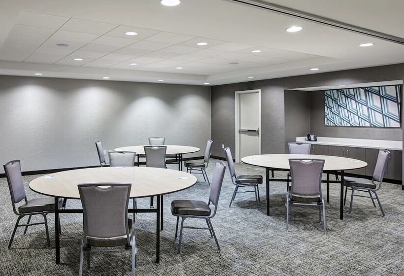 酒店 Springhill Suites By Marriott Milwaukee Downtown