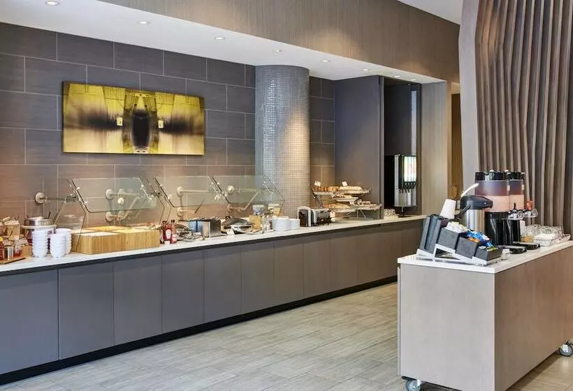 Hotelli Springhill Suites By Marriott Milwaukee Downtown