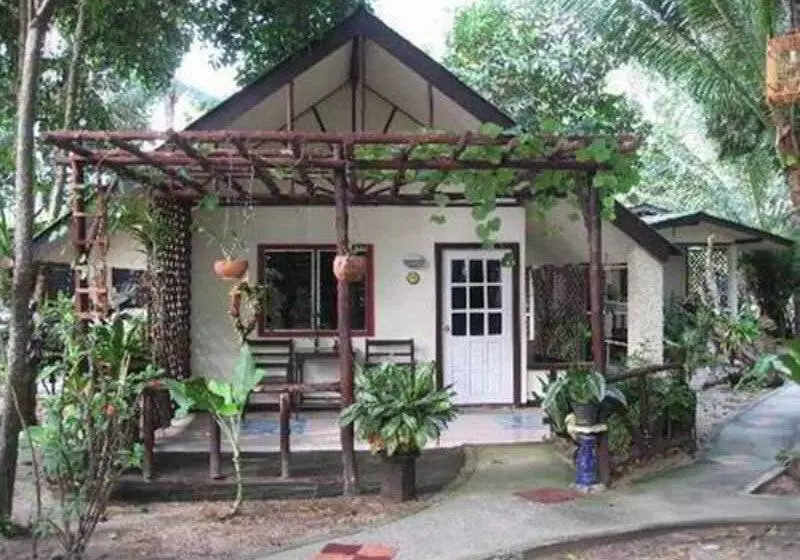 استراحتگاه Harry S Bungalows