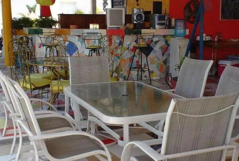 Tropical Bed & Breakfast