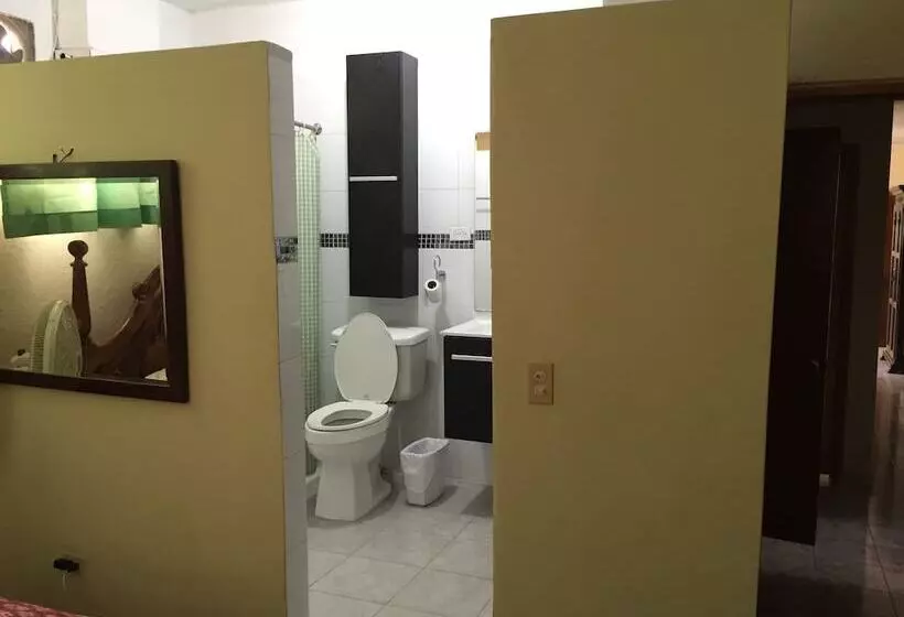 Tropical Bed & Breakfast