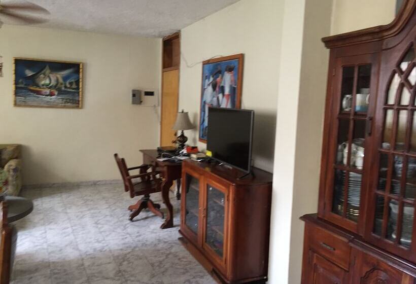 Tropical Bed & Breakfast