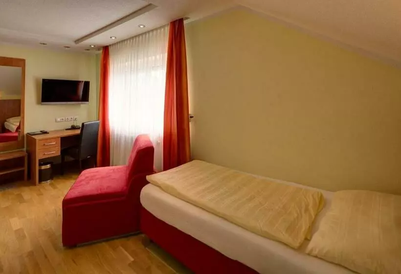 ユースホステル Gästehaus Leimer Bräu