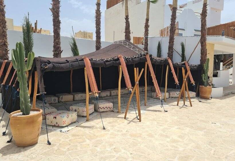 Отель La Maison Des Vagues