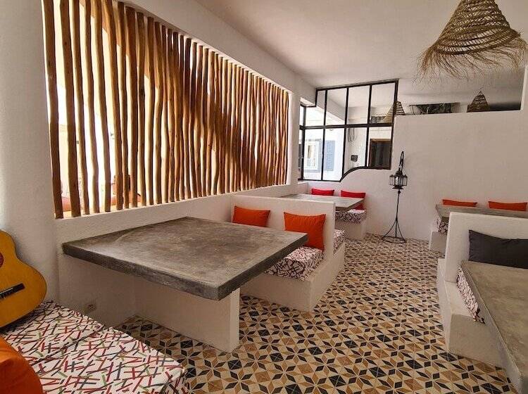 Отель La Maison Des Vagues