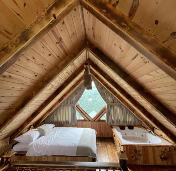 مبيت وإفطار Asmoca Bungalov