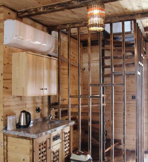 مبيت وإفطار Asmoca Bungalov