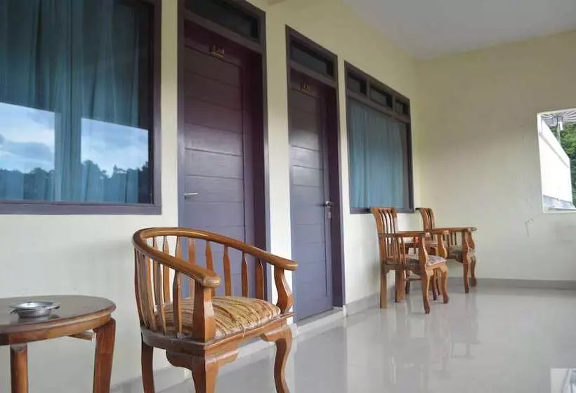 Hotelli Toba Shanda By Helocus