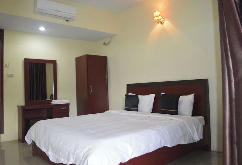 בית מלון כפרי Toba Shanda By Helocus